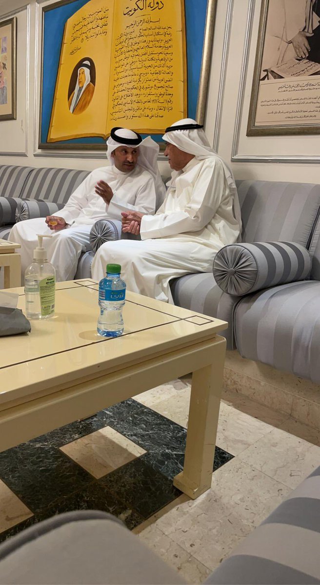 aayed965's tweet photo. قمت بزيارة الأخ الكبير #احمد_السعدون رئيس مجلس الأمة السابق وإن شاء الله القادم ودار حديث حول الاولويات في المرحلة القادمة وضرورة ال��عاون بين السلطتين لتحقيق تطلعات المواطنين https://t.co/VPQg2VLL13