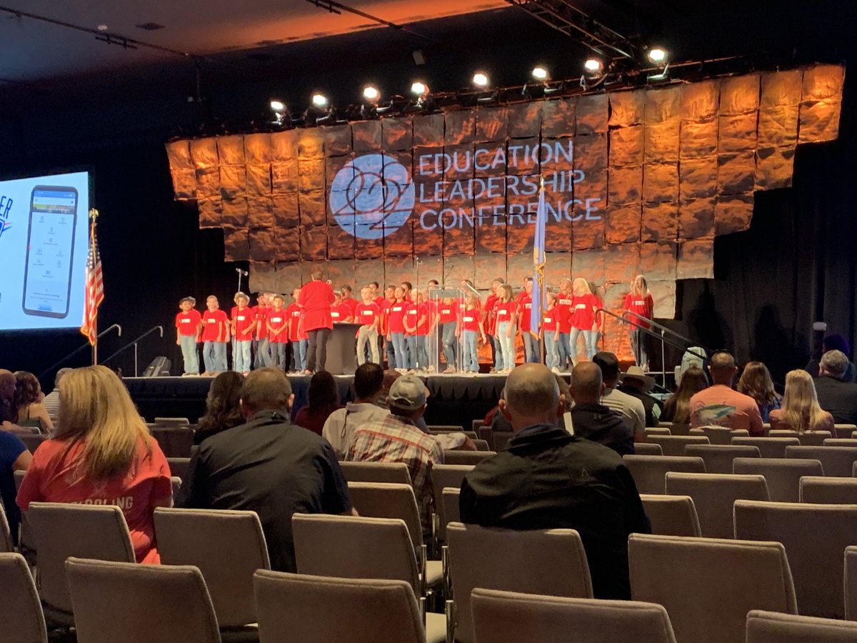MMartin1Pan1's tweet photo. Great to some the kids singing from Lookeba @ OSSBA2022! Great job all! #oklaed #ossba https://t.co/ufiZkHOwD1