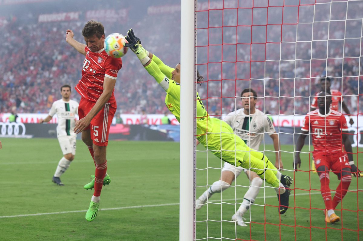 Das war heute kein schöner Sommertag für uns. 😕 #fcbbmg #Bundesliga #fcbayern #zweiPunktezuwenig #esmuellert