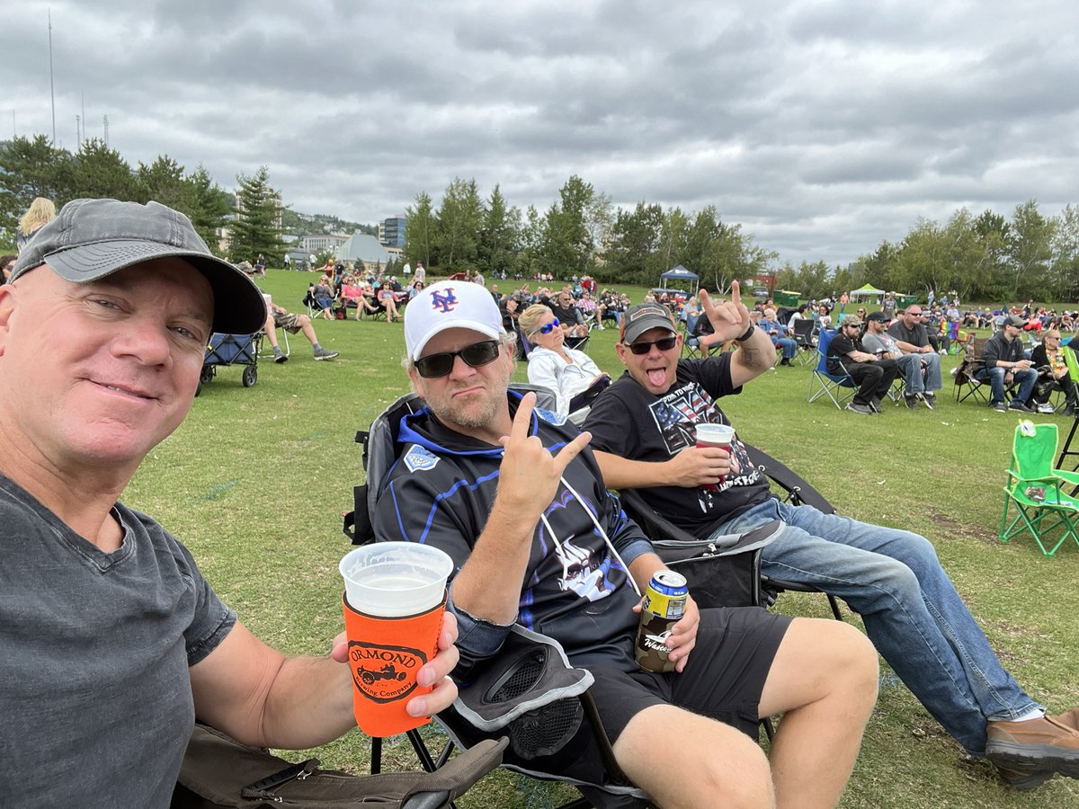 Solontdubb's tweet photo. Here we go with #TributeFest 🤘🏻 https://t.co/2PZs6cSGIw