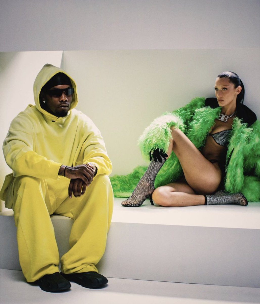 rapalert6's tweet photo. Offset x Bella Hadid 
📸 by: @Phobymo https://t.co/oz3VSTf8Aa