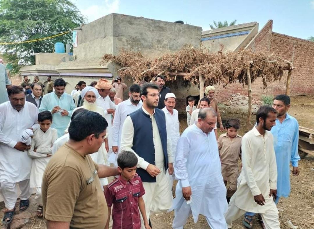 sahialiafzal's tweet photo. Visited my constituency to thank people for their overwhelming support towards @ImranKhanPTI and me as their candidate from #PP97 during the Punjab By-polls. https://t.co/G0SiS0GmPm