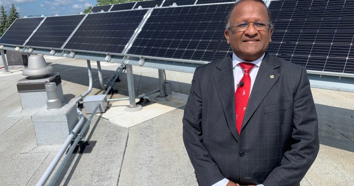 TheSolarMove's tweet photo. New Solar #solar Panel #solarpanels providing additional energy to Montreal’s Saint-Laurent borough - Global News https://t.co/IITRrZ6t4A https://t.co/0tQwOZjxEB