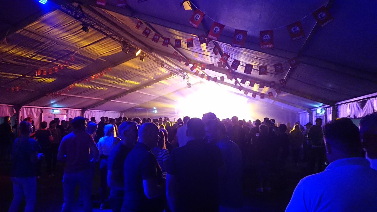 DasDas77's tweet photo. Stuntfestijn in #Eext.  #MooiMan 🍻 @denp78 https://t.co/METUXhb6t6