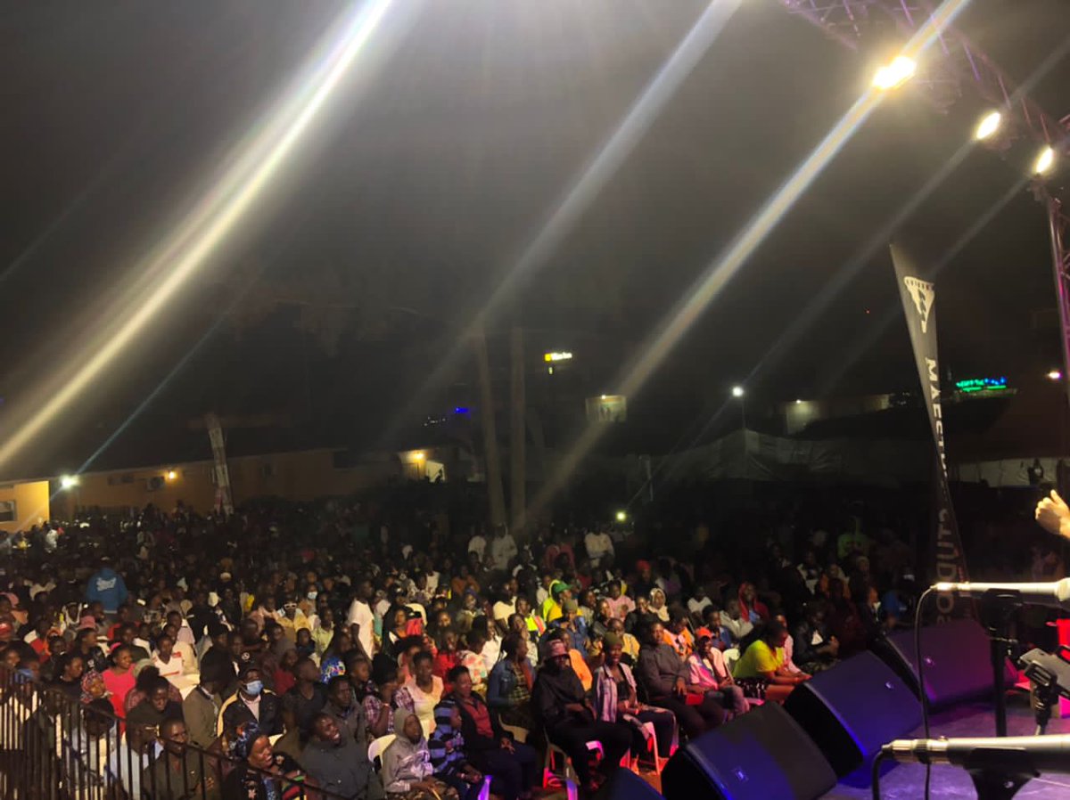 Mavadostylez's tweet photo. Naye muliwa ewatuffu??
#B2cLiveInConcert at Agip Motel Mbarara https://t.co/yvgu3l8BAY
