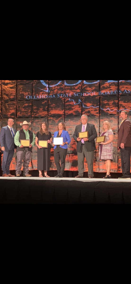 MMartin1Pan1's tweet photo. Congratulations to Richelle Humphrey on your OSSBA All-State School Board Award! #ossba #oklaed https://t.co/FYpCTdD5Sm