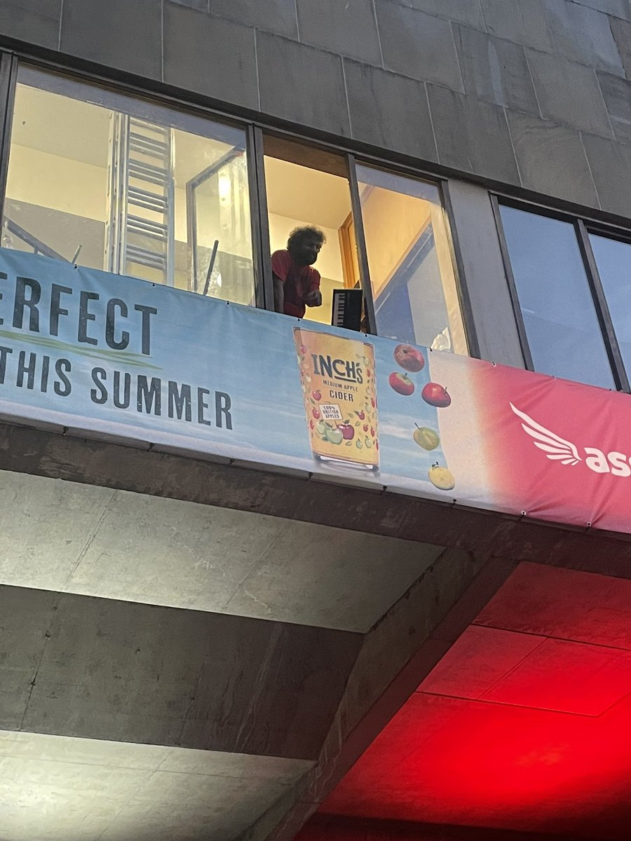 Ryan_Stewart_'s tweet photo. Can’t believe that just after this photo was taken @MrNishKumar held a random child out the window and shouted “I’m bigger than MJ”. Sickening really https://t.co/ij11vKLBch