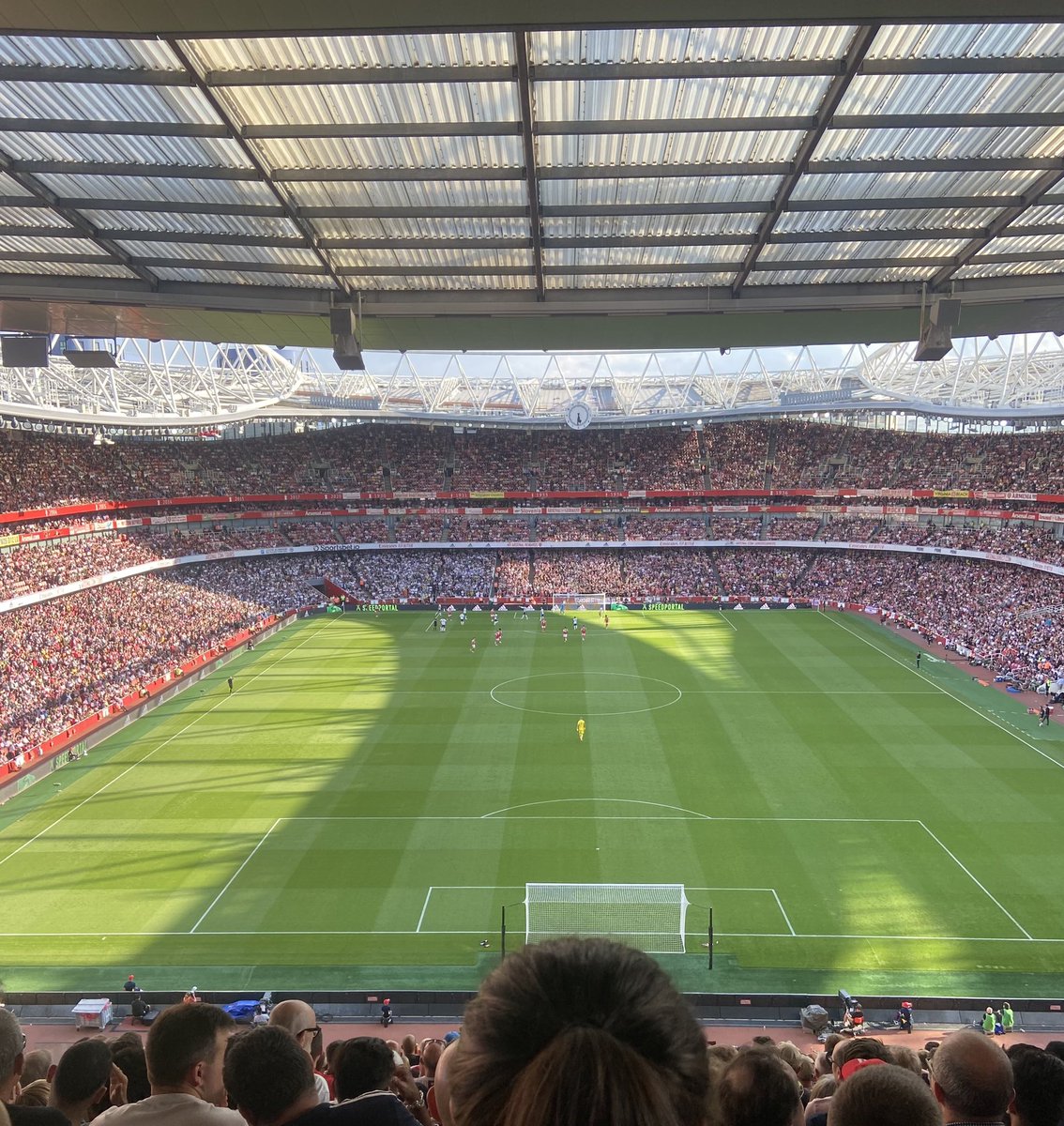 MrW_Moran's tweet photo. Last bit of me time before final teaching preparations next week! 

I would post about Scunthorpe… but it’s easier not to! 🤣

#topoftheleague! #Arsenal #teacherlife https://t.co/u0SviVLIwr