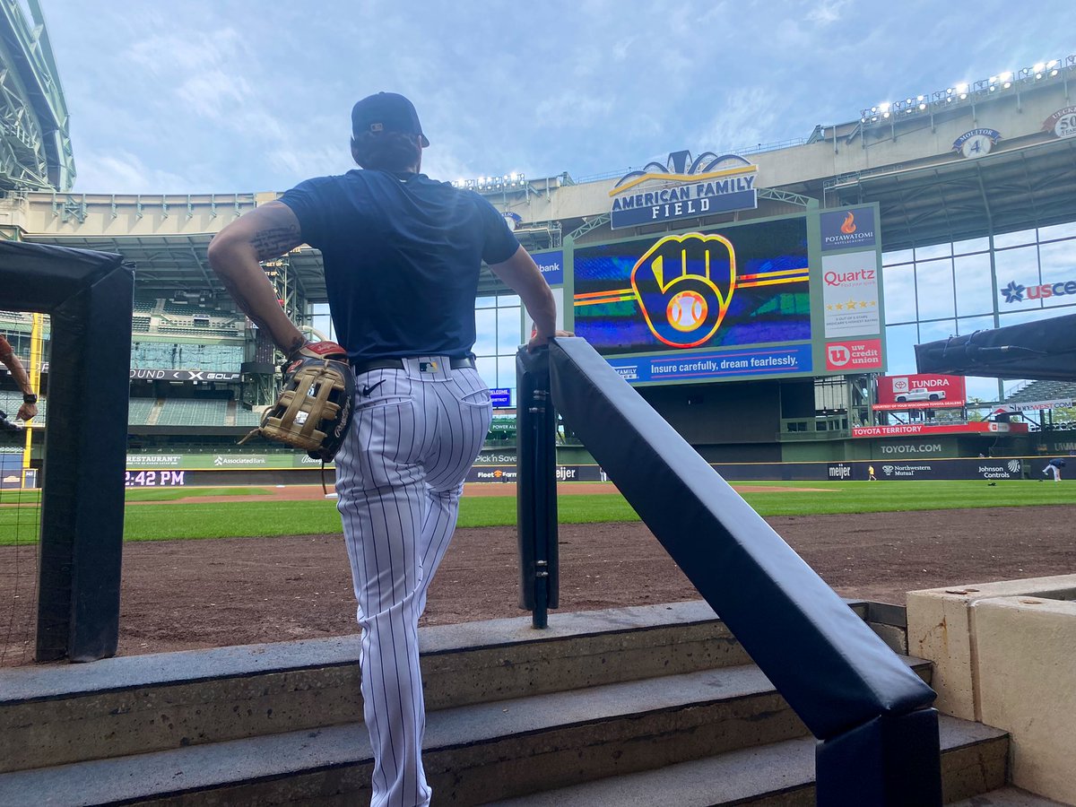SophiaMinnaert's tweet photo. Welcome to Milwaukee, Garrett Mitchell! First round pick in 2020 and now his major league debut just two years later. https://t.co/4Xdare4IDg