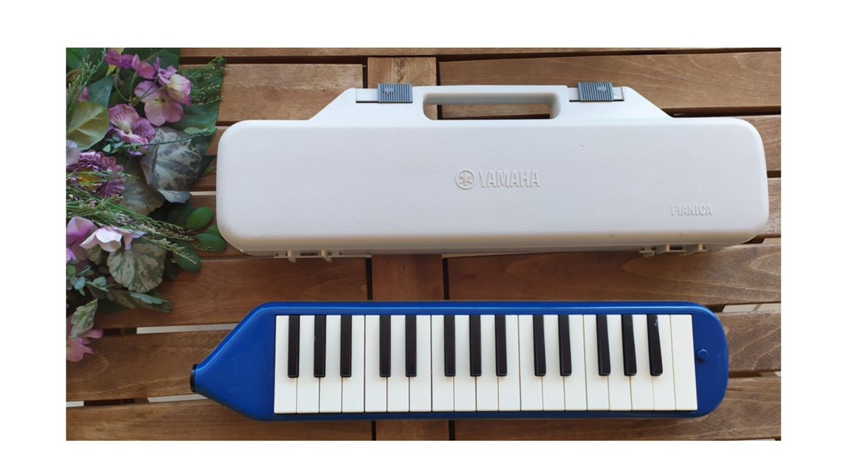 katerinapanidi's tweet photo. Excited to share the latest addition to my #etsy shop: Large Pianica Yamaha Vintage Wind Harmonica with Keys Piano with Original Case Musical Instrument 90's https://t.co/4DhAIgUozd #blue #white #musicalinstrument #originalcase #90s #withkeyspiano #harmonica #largepian https://t.co/tPY1Q18SDu