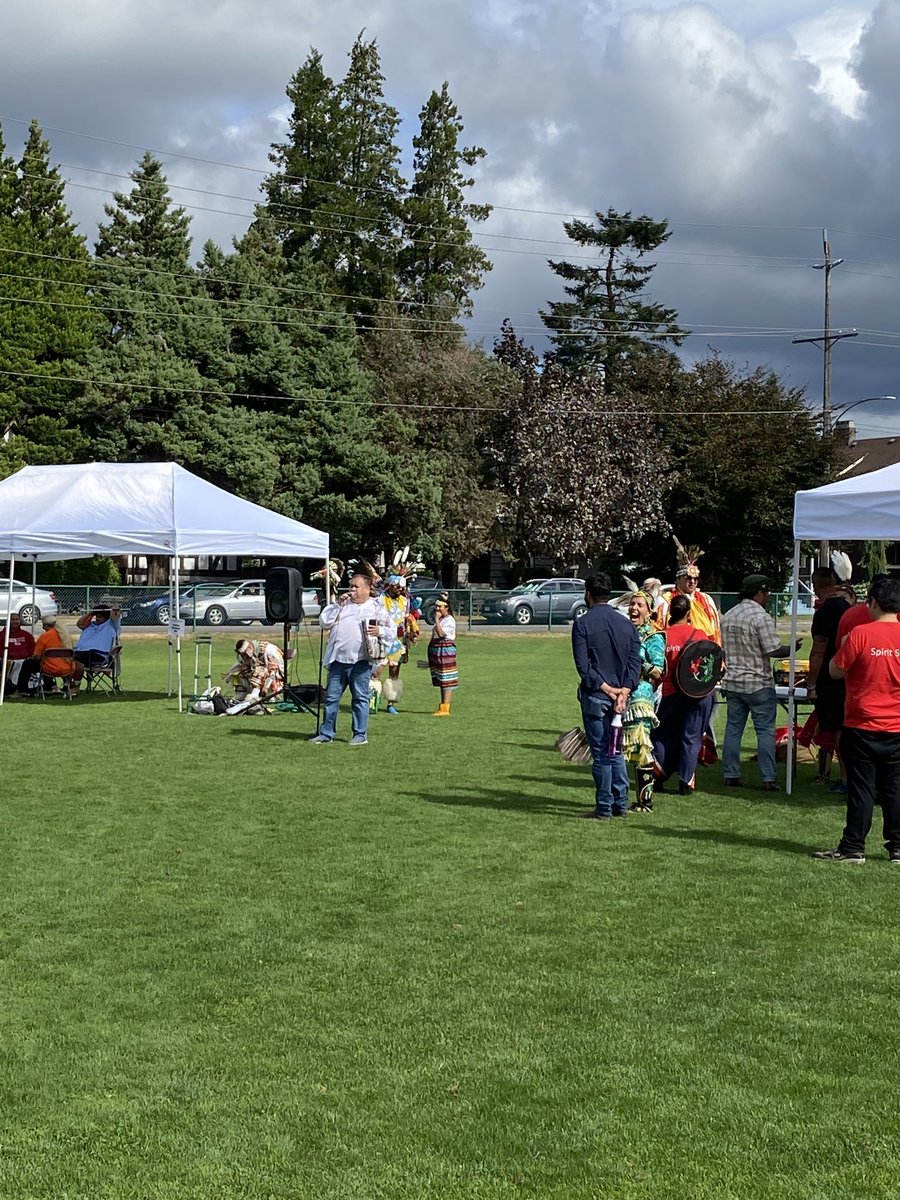 Teaching Pow wow at #MoodyPark in #newwest today until 2pm! Everyone is welcome.

Presented by ⁦#spiritofthechildrensociety 🙌

#newwestminster #powwwow #culturalteachings #community