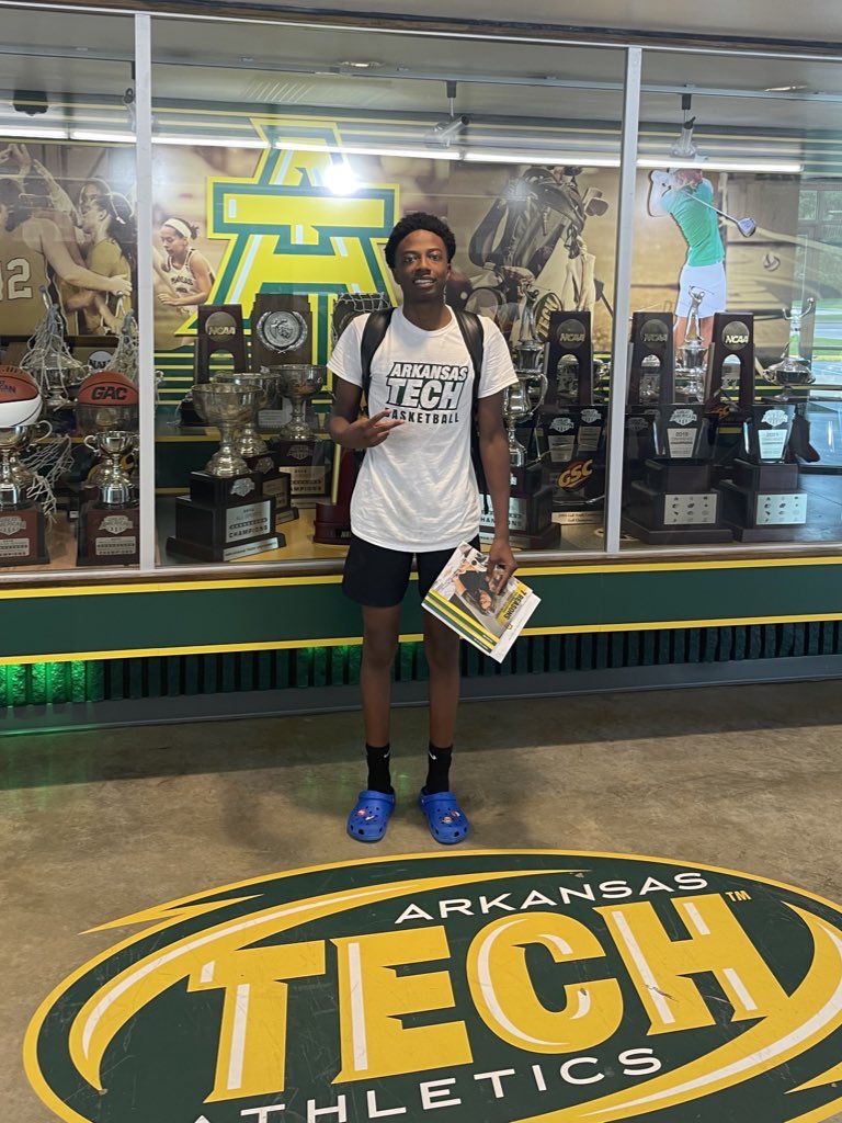 gregoryneely_'s tweet photo. Had fun at camp today!!!!!
@ATUMBB https://t.co/niYBh4oevr