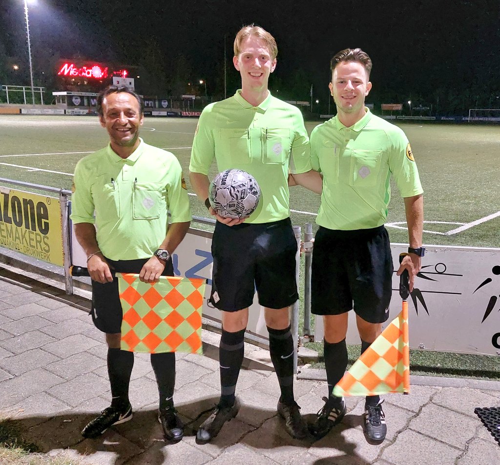 Deze week leidden #scheidsrechters van de <a href="/SAOApeldoorn/">SAO Apeldoorn</a> de wedstrijden van de #ApeldoornCup 🏆