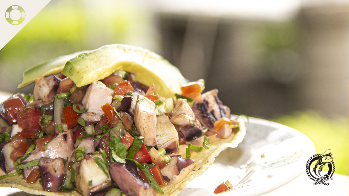 SoyCapitanP's tweet photo. ¡Domingo familiar! 👪  y que tal disfrutar de nuestro Buffet 
con una «Tostada de ceviche de calamar»🦑🤤 , y otros platillos mas que podras probar.
¡Te esperamos en #LaMejorPescadería!

#tostadadecalamar #tostadadecevichedecalamar #tostadadeceviche #deliciousfood https://t.co/AcQj8Bxcuf