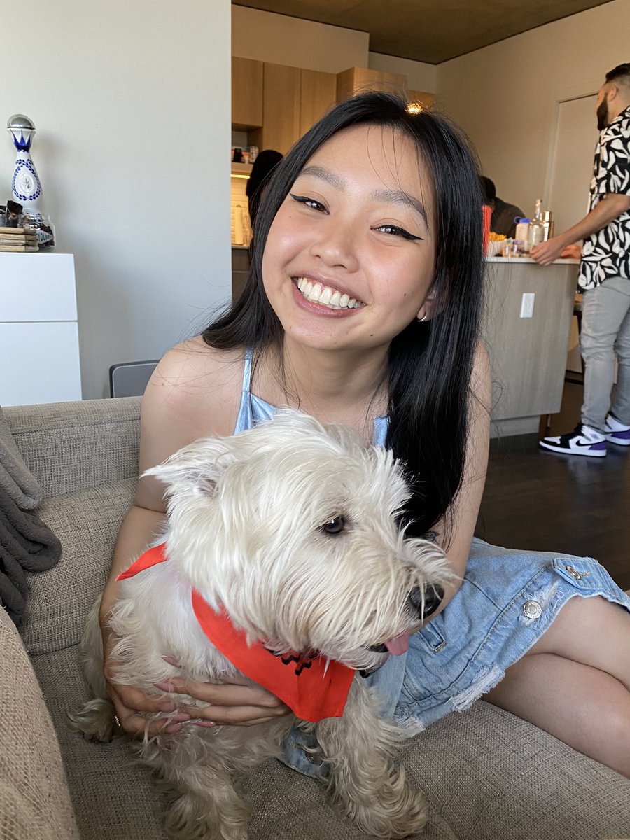 lilmousy_'s tweet photo. ✨ spent the day with pals and went to my first concert yesterday 🥲 ✨ (i saw kendrick 😌) https://t.co/jAqkTJoql8