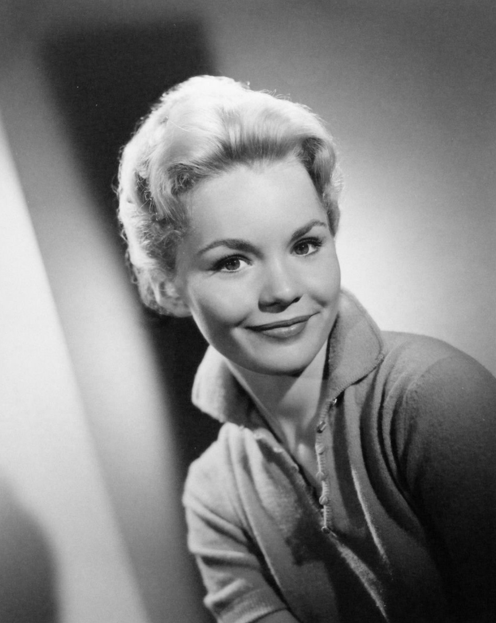 Happy birthday to American actress Tuesday Weld, born August 27, 1943. 