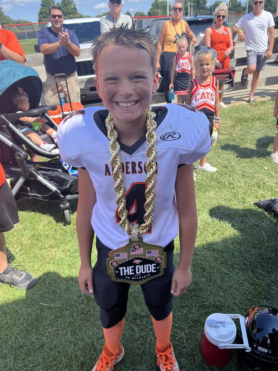 CoachSnider11's tweet photo. Wildcats with a Big W at Oak Hills! The Dude of the Day Chain Winner is Jett “Cricket” Whittaker… This Dude paved the way to HUGE day for our Backs! #WorkWins #BeADude #JustAKidFromSouthAfrica #GoWildcats https://t.co/mYIUVSu1aw