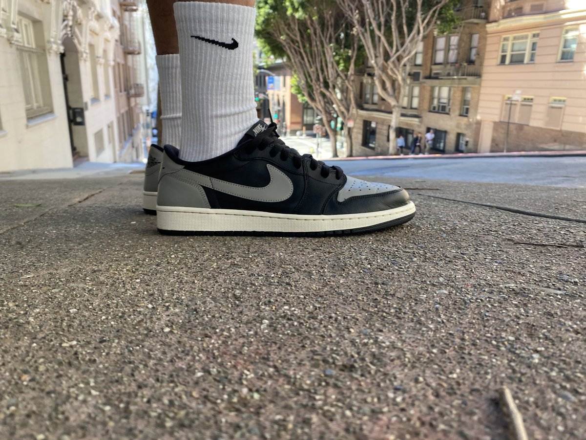 FriscoJonny's tweet photo. Keeping it OG. What did you wear today? #oglow #yoursneakersaredope #jordan1low #lowlife #yorkie #puppy #aj1low #citylife #cablecar #sf #SanFrancisco https://t.co/nrKXIaRWlY