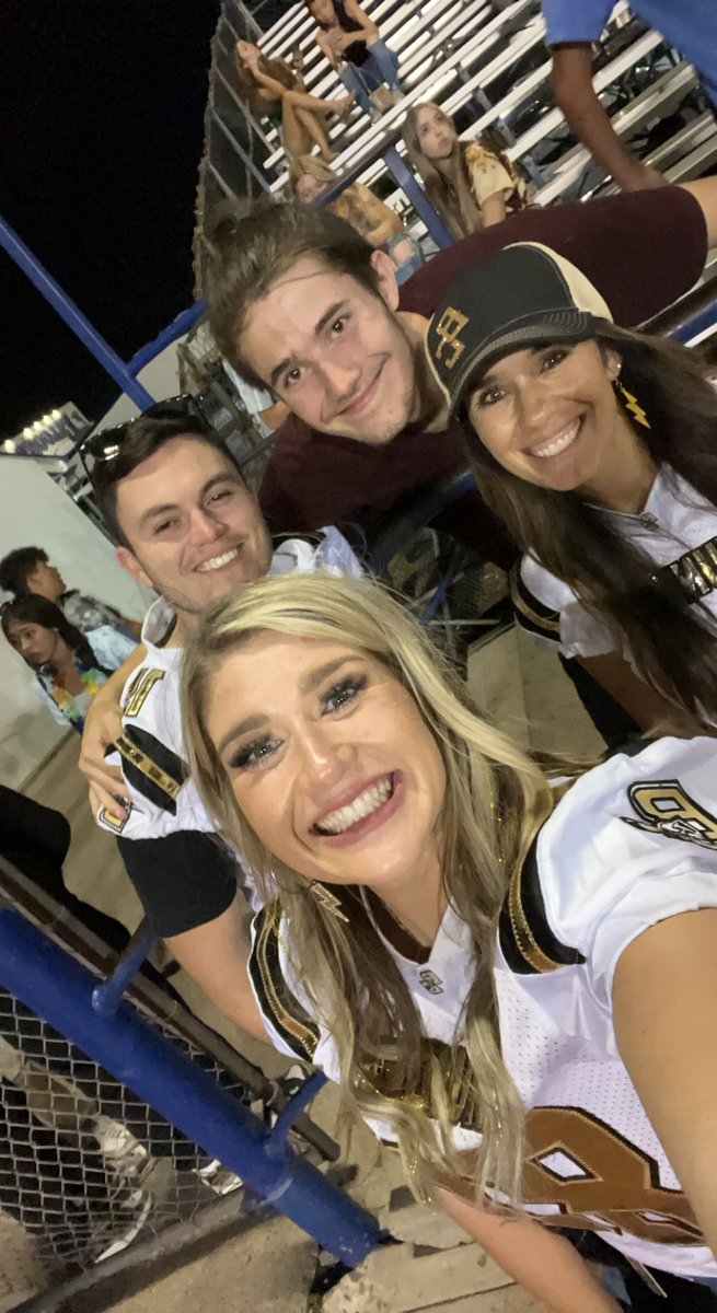Ms. SnyderBCHS tweet media