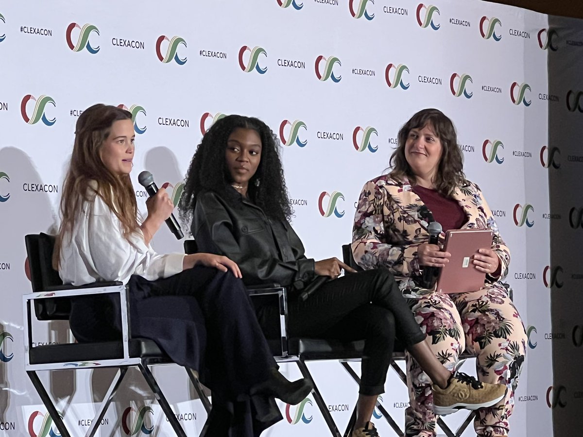 letsapphic's tweet image. I JUST CANT HANDLE THIS @schookofficial @MochaBands #KillerCon #SaveFirstKill