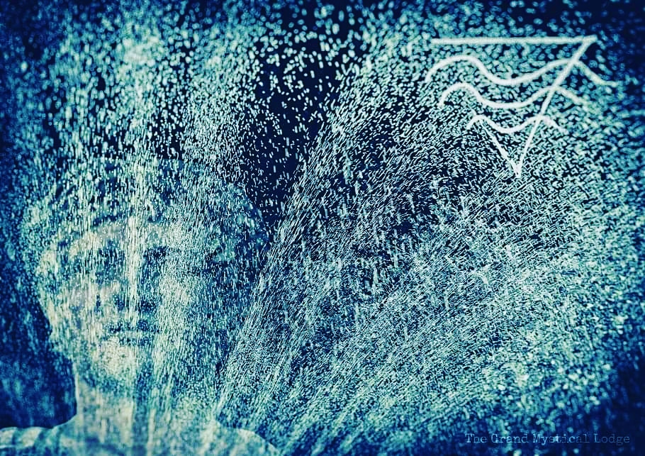 antinousgaygod's tweet photo. 🪷 Have a swim party today: 27 Aug is the #Volturnalia feast of #Volturnus, Roman god of rivers, fountains, pools. Dive in: the water's great! BUT: Beware of flashfloods, undercurrents undertow. Respect but never EVER under-estimate #Volturno! 🪷 https://t.co/aPTr3I6S6I