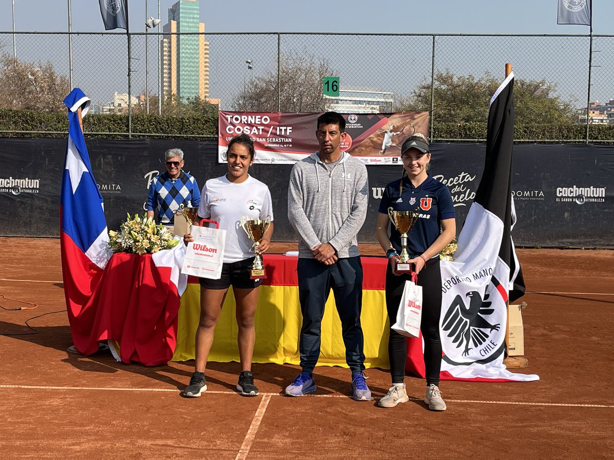 USanSebastian's tweet photo. 👏👏 Felicitaciones a los ganadores y a todos los jóvenes que participaron en la 🏆Copa ITF / Cosat Universidad San Sebastián, que hoy finalizó en @ClubManquehue 🎾🎾🎾 https://t.co/p3DQdTpzC5