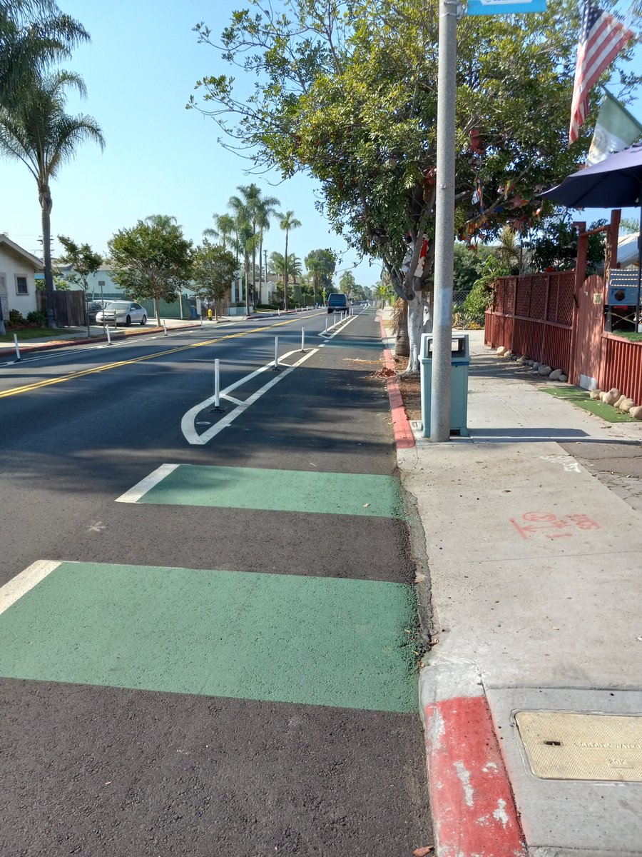 Dr_Brian_Pet's tweet photo. @Morales4SDMayor #InducedDemand
Year ago rode my #bike to #30thSt
specifically to photograph #bikes
and #cyclists in the #bikelane
I couldn't find any!
#bikelanescam
#ScamDiego
#Todd https://t.co/5JPq26fMeC