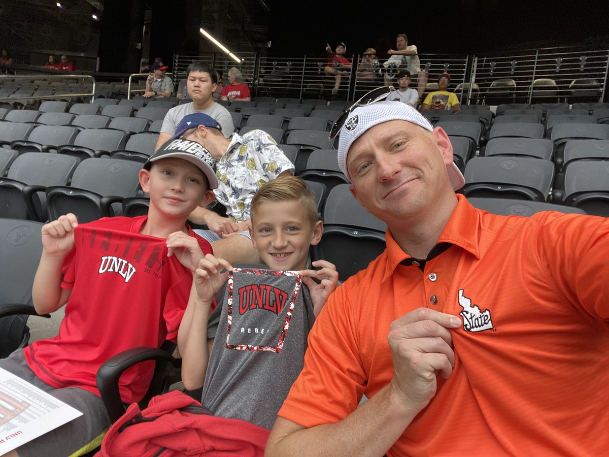 timarusky's tweet photo. Let’s go Bengals!!!!
#RoarTogether #isubengals https://t.co/EsTQEG6Z8U