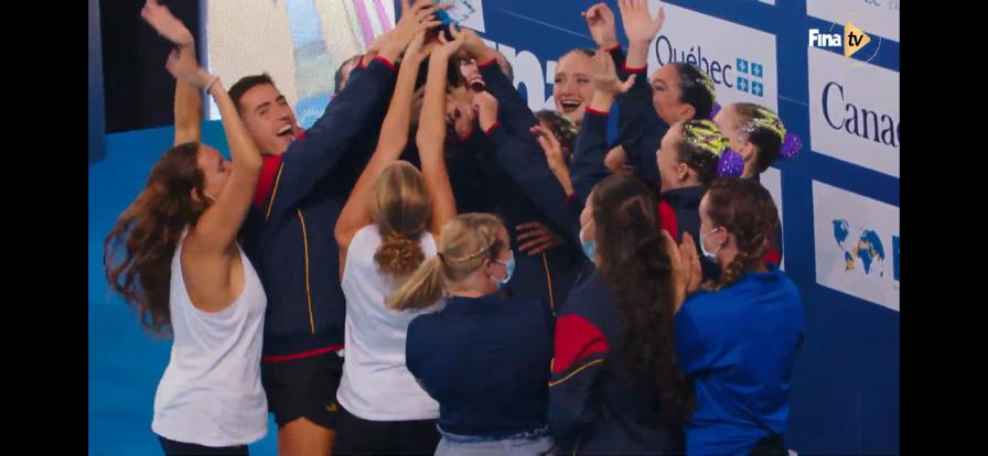 RFEN_Oficial's tweet photo. #Artistica

QUEBEC / Apoteósico final de España: 

🇪🇦🥇Campeonas del Mundo Junior en Equipo Libre. 🥇🇪🇦

¡Felicidades!💙

👉Noticia:
https://t.co/vpuwuo83Vl https://t.co/SLjgjDjHZ6