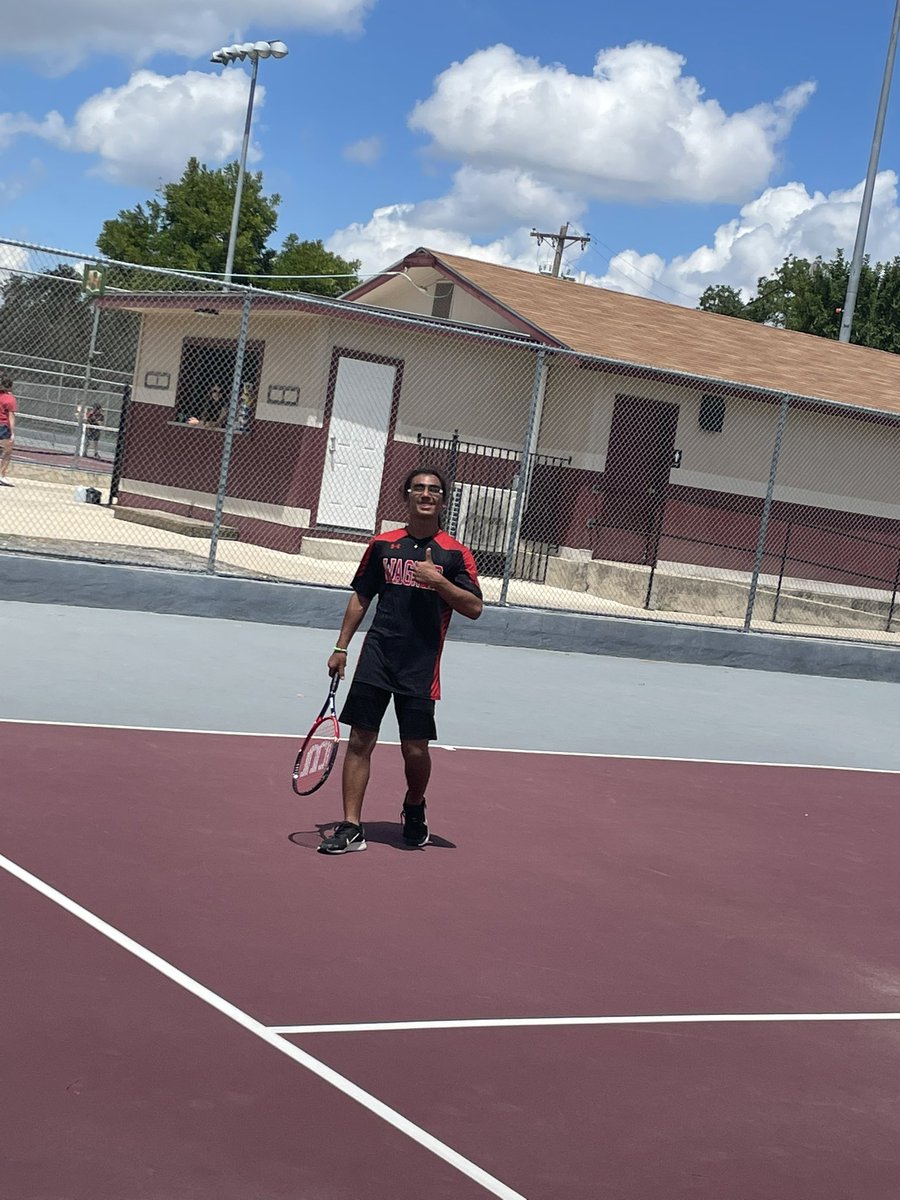 TennisWagner's tweet photo. Wagner tennis’ first match today! The T-birds triumphed over Carrizo Springs 14-8! Our second match unfortunately, came up short to Uvalde. Proud of our athletes #Bringthethunder https://t.co/PPBitTwAtb