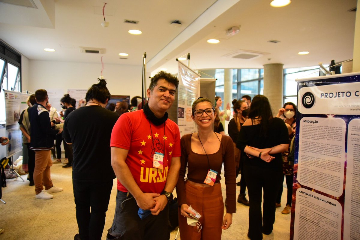 CeuProfundo's tweet photo. Tarde de apresentação de pôsteres no #EBDC @PattiMariella @pilgrimcetus_ @martins_yanna @bariogenese https://t.co/MiSM7837QH