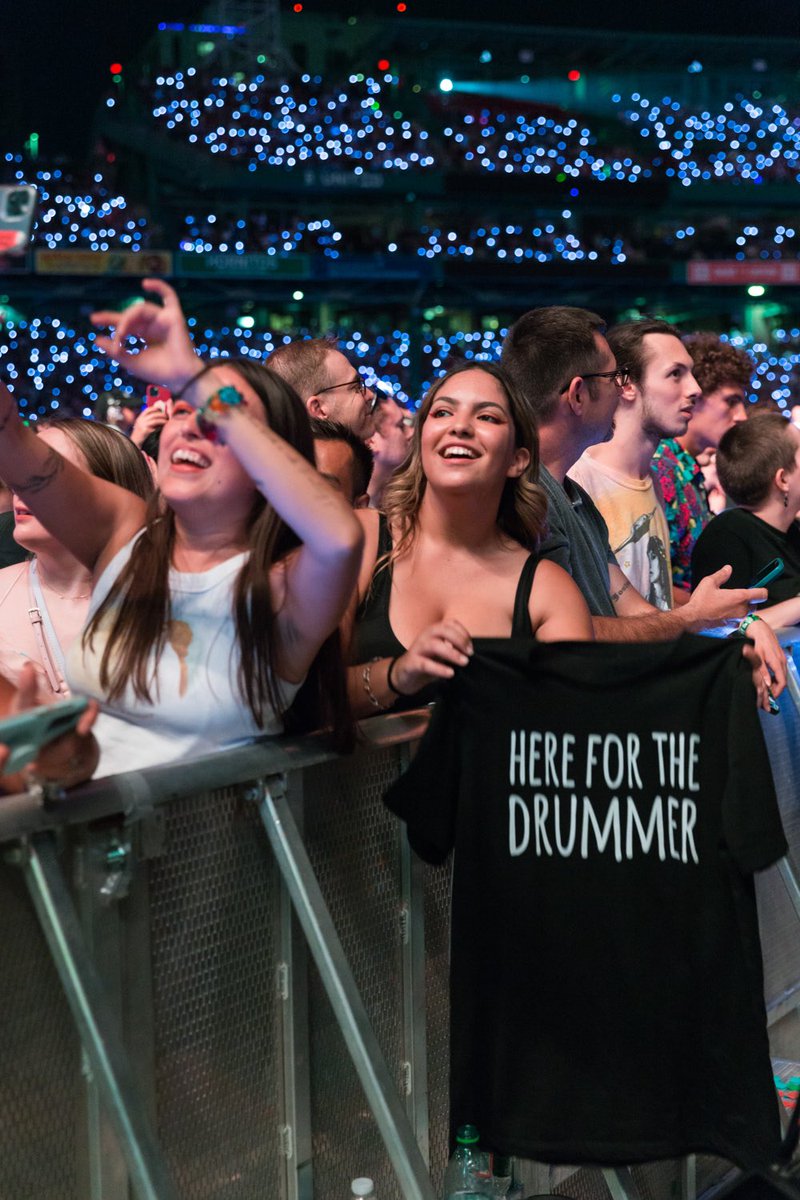 GoldPlatzman's tweet photo. A week ago✨

Boston was legendary! I wish I could go back in time and experience this all over again 🥲

@slow_slowmarch thanks for being the best concert buddy someone could ask for ily 🥰🖤

@DanielPlatzman hope you liked my shirt 🙃

Pics by @AmigosInDanger and @artbysoto https://t.co/lEL8ciiSVc