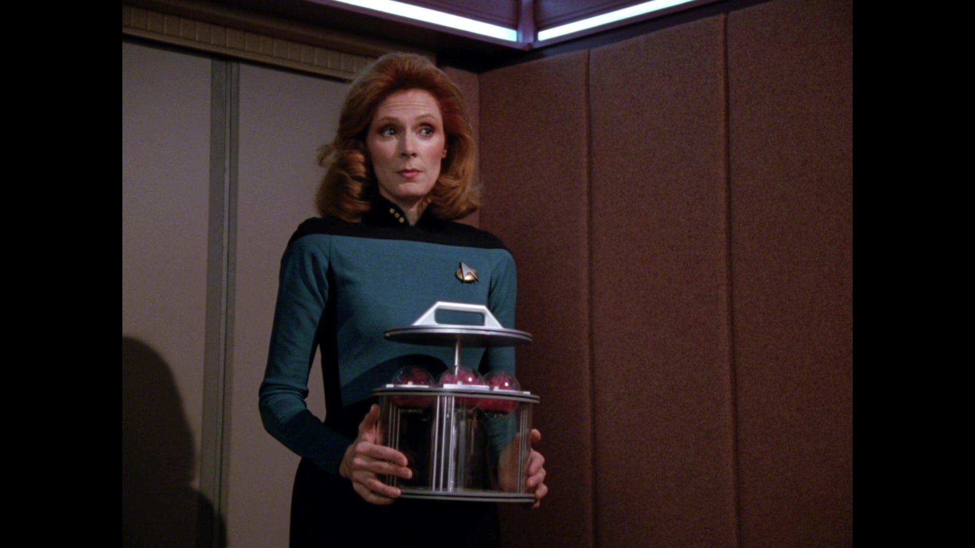 Gates McFadden on Twitter "wigs worn in season 3,4,part of 5 and real