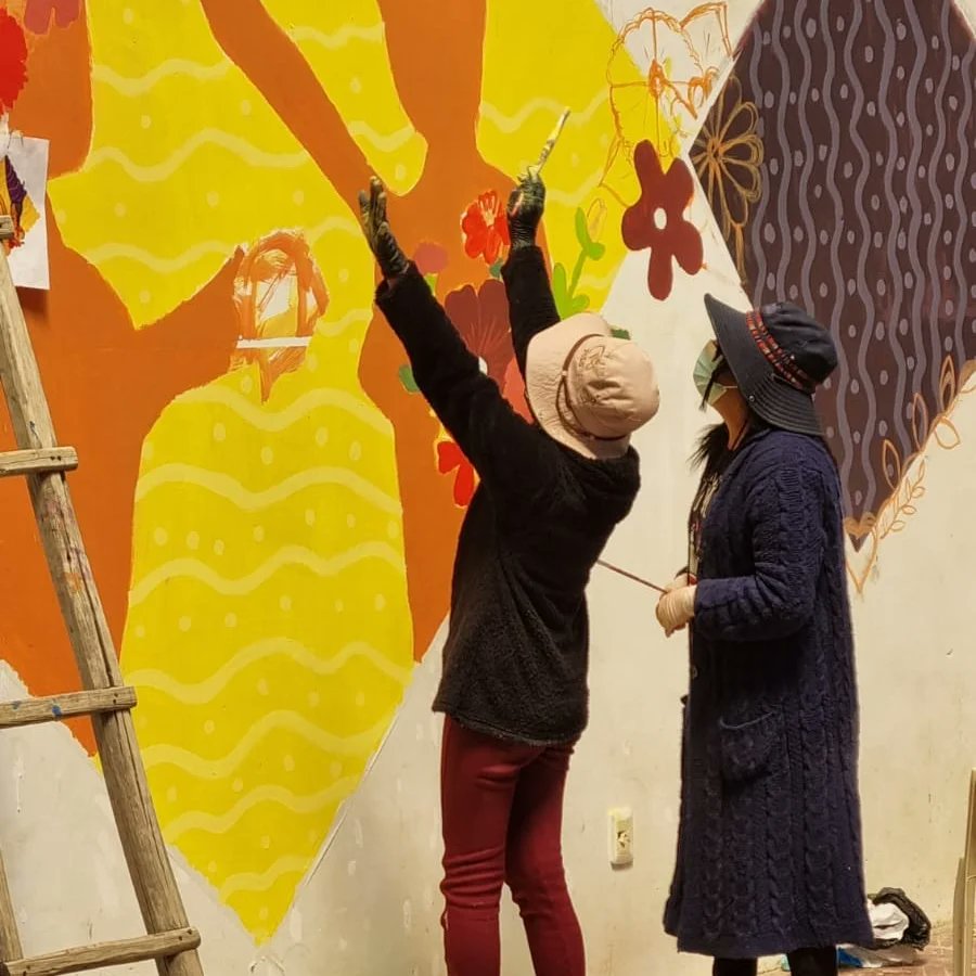 AxSAndina's tweet photo. ¡#Patacamaya se expresa con arte! Jóvenes del municipio se capacitan en #DerechosSexuales y #DerechosReproductivos a través de la creación de murales sobre el tema
#AxS #PersonasTransformandoElMundo
@CIESBolivia #TúDecides @UEenBolivia https://t.co/P1W72pnWgq