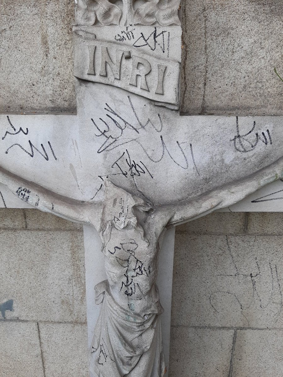StMichaelsN22's tweet photo. So grateful to our Muslim brother Mash who was so upset by the damage done to the outside crucifix @StMichaelsN22 that he arranged for its cleaning. We are humbled and grateful for such a generous act of love. https://t.co/2T2pCwiHeS