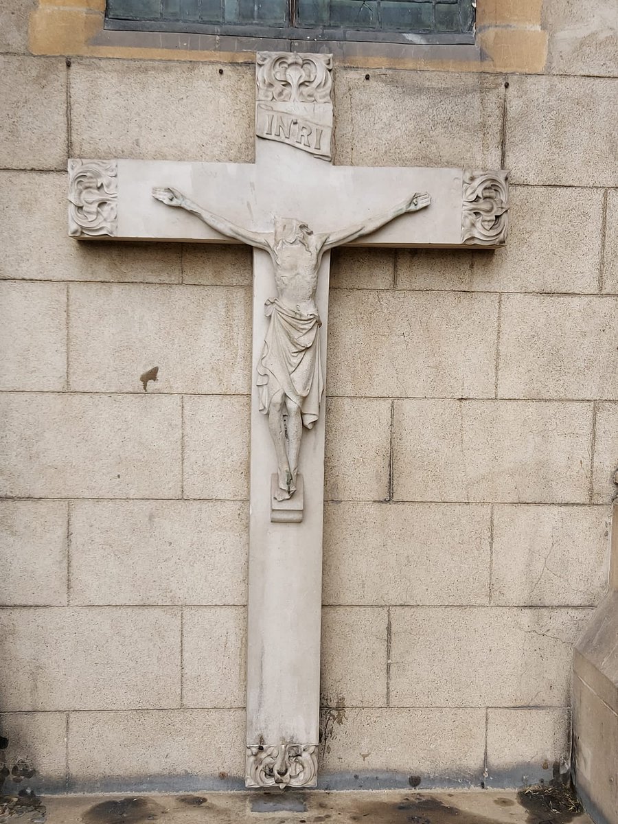 StMichaelsN22's tweet photo. So grateful to our Muslim brother Mash who was so upset by the damage done to the outside crucifix @StMichaelsN22 that he arranged for its cleaning. We are humbled and grateful for such a generous act of love. https://t.co/2T2pCwiHeS