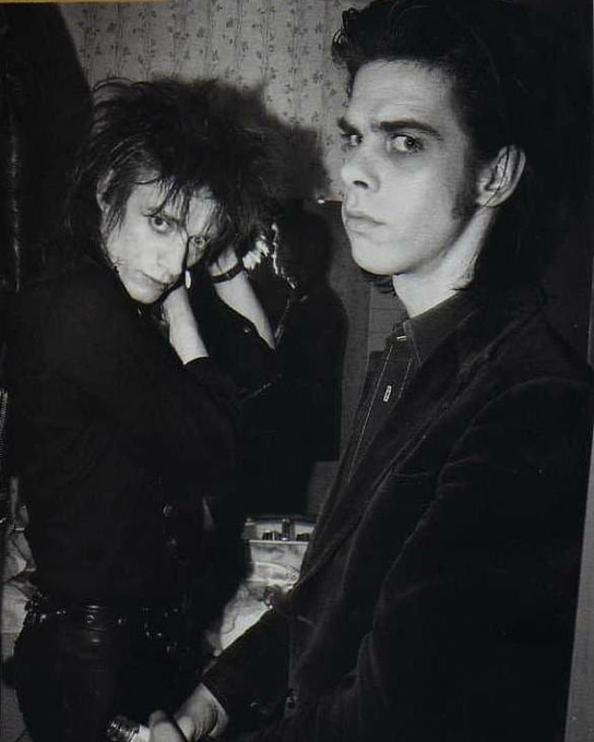 adanvalent's tweet photo. @so_contrary #NickCave and #Blixa
#NickCaveAndTheBadSeeds https://t.co/g6sFRhcUGr