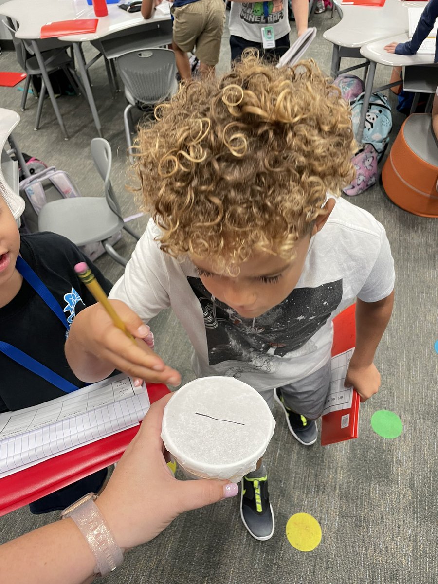 Mrs. Thompson (@h_thompson5) on Twitter photo Scientist were practicing how to waft in our smelling lab Friday!👃🏽 #owlaboutthebest <a href="/cfisdmcgown/">@cfisdmcgown</a> Scientist were practicing how to waft in our smelling lab Friday!👃🏽 #owlaboutthebest <a href="/cfisdmcgown/">@cfisdmcgown</a>