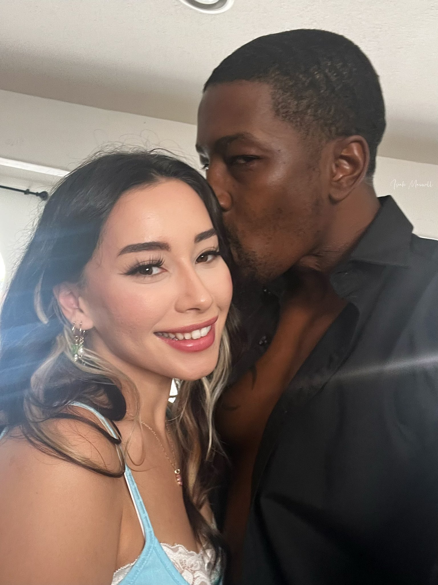 TW Pornstars - 2 pic. Isiahmaxwell. Twitter. 👑 @AriaLeexxx for @Metro