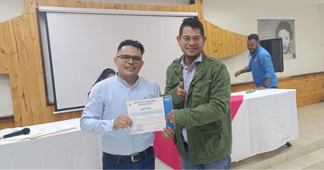 Managua 

Centro Tecnológico Manuel Olivares, entrega certificados a 120 Protagonistas por culminación de cursos de Formación Profesional

#UnidosEnVictorias 
#PatriaBenditayLibre