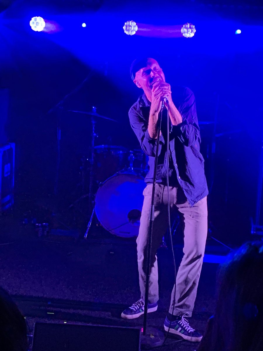 the_twang's tweet photo. Kendal. Mint https://t.co/eFA2FUDBwL