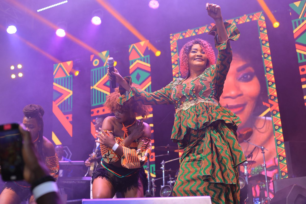 Legendsaliveug's tweet photo. Oh yes. Queen of Zouk on stage.
 #MoniqueSeka. 

Grooving with:@bukeddetv ,@newvisionwire , @PepsiUganda , @simbaradio , @nakaseromarket1#LegendsAliveUg, @RemmygiousL https://t.co/AsH6yvXq7F