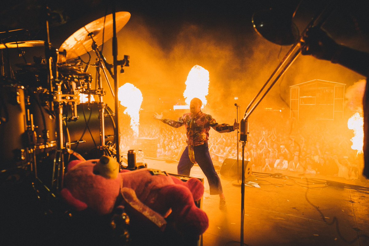 Di_rectMusic's tweet photo. This one was wild 🔥 Katwijk, crew, vrijwillers, thanks a million! #nofuranimalswhereharmedduringthisshow #katwijk #oranjerock #festival #flames https://t.co/RO4OZC5MLu