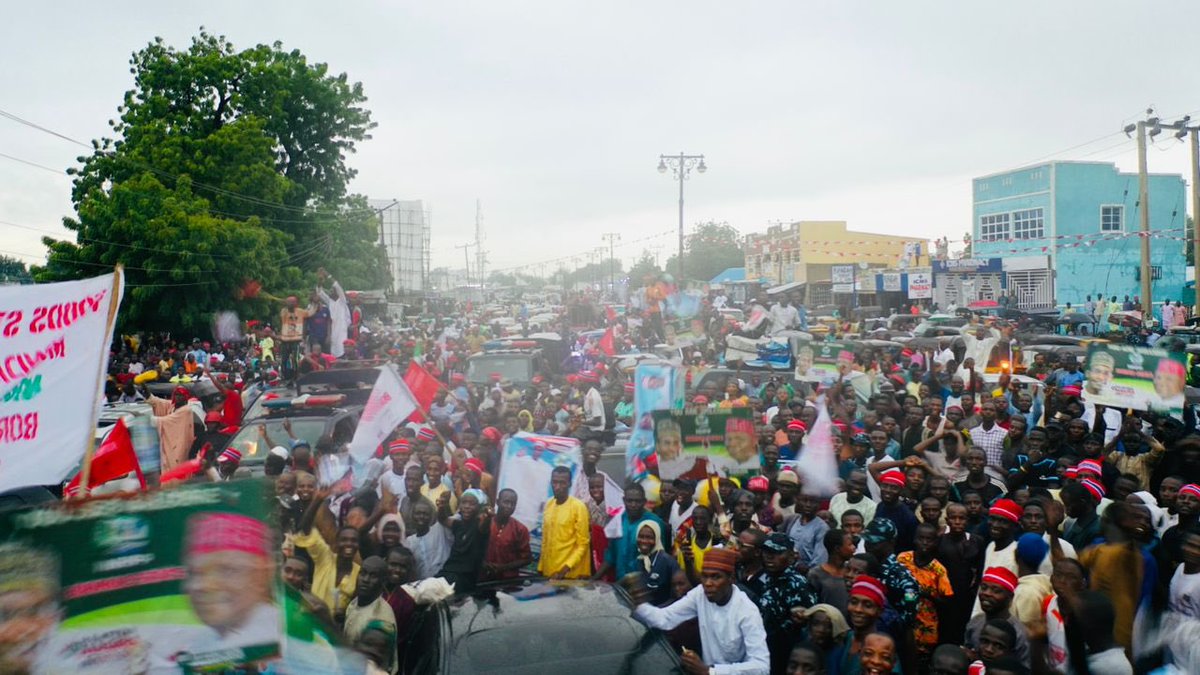 KwankwasoRM's tweet photo. BORNO!!!

I am elated by the high number of people that trooped out to welcome us, in Maiduguri today. 

Despite the rain, the people stood firm to express their happiness on receiving our message of rebirthing a New Nigeria. Thank you, Borno! https://t.co/nWXQh2fKIJ