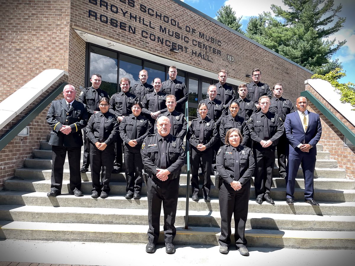 Congratulations Appalachian Police Academy Class 5! We're proud of you!!

16 recruits not only graduated today on @appstate's campus, but they were also sworn in as part-time police officers!

Let's celebrate these policing leaders of the future!!

#appstate #protectingourfuture