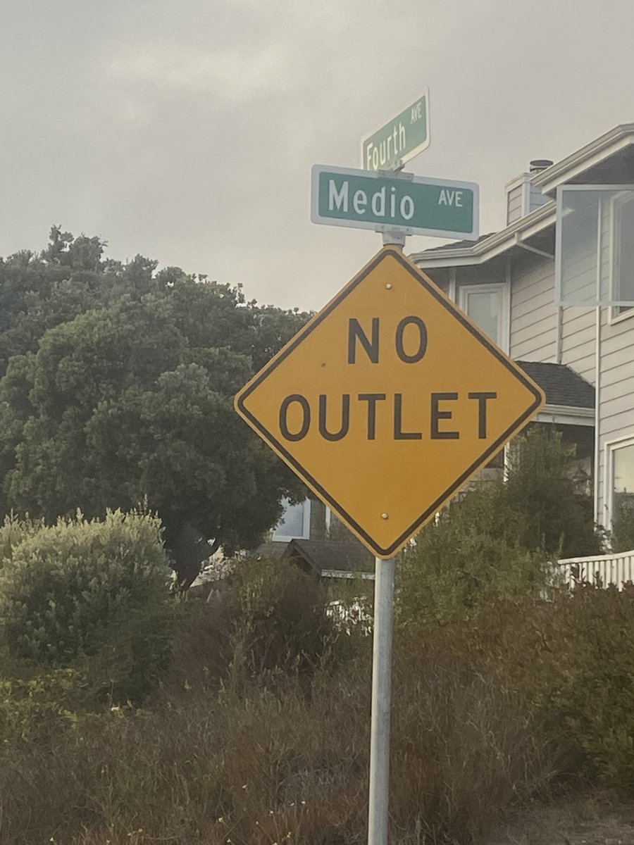 0xOutlet's tweet photo. no outlet 🙅🏽‍♀️ https://t.co/KiFIPlPcQU