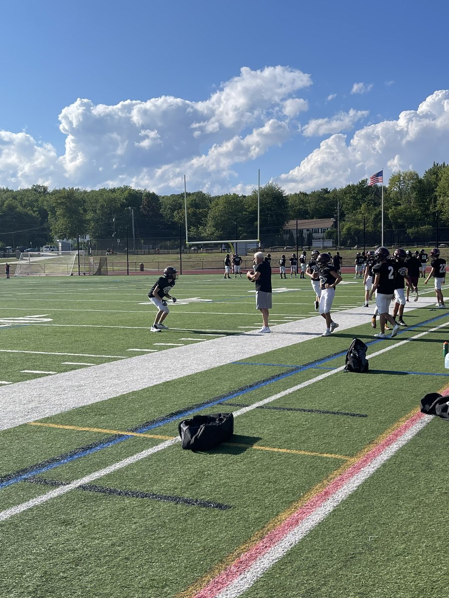 Kev73dun's tweet photo. Well football season has started so I guess summer is over. Starting my 25th year as an athletic trainer, time flies! https://t.co/AevjX8BkjN