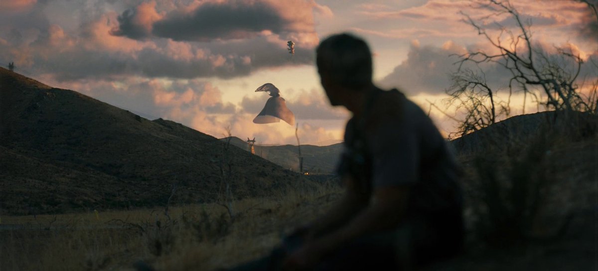 TheBeautyOf1's tweet photo. Nope (2022)
Directed by Jordan Peele
Cinematography by Hoyte van Hoytema https://t.co/pwXn8p42MG