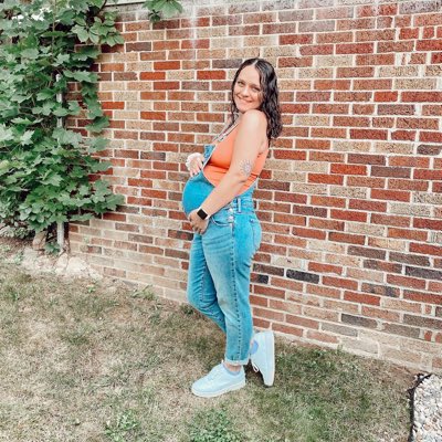 em_stamperr's tweet photo. Third trimester🤍 https://t.co/GVW3nY5Dc9