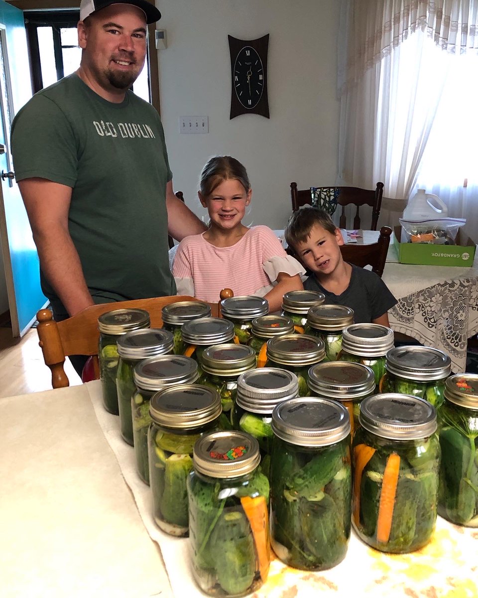 OleSchnee16's tweet photo. 20 Jars of Dill Pickles made today! #extragarlic #dills https://t.co/RCdWZygG8e